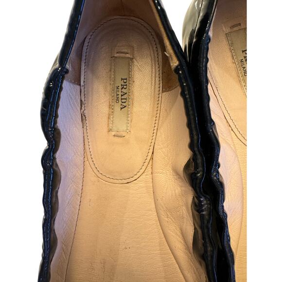 Prada Navy Blue Patent leather loafer Size 38 $450 WITH BOX - Picture 4 of 9